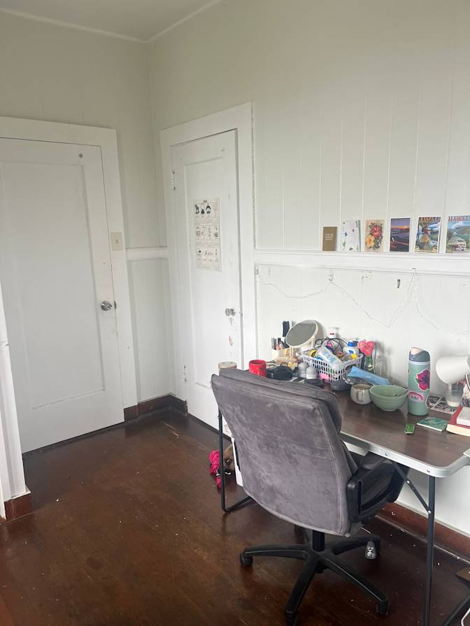 Isabelle's room