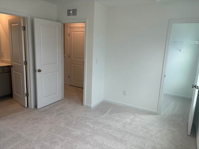Alcove Rooms's room