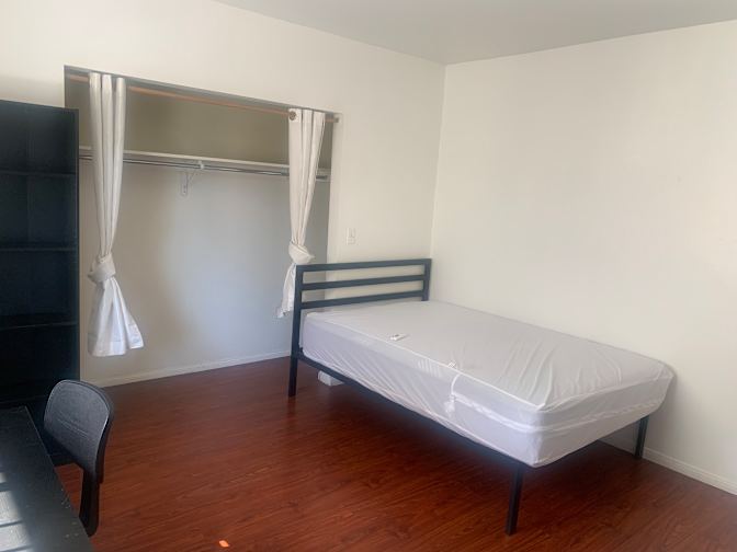 Student Housing's room
