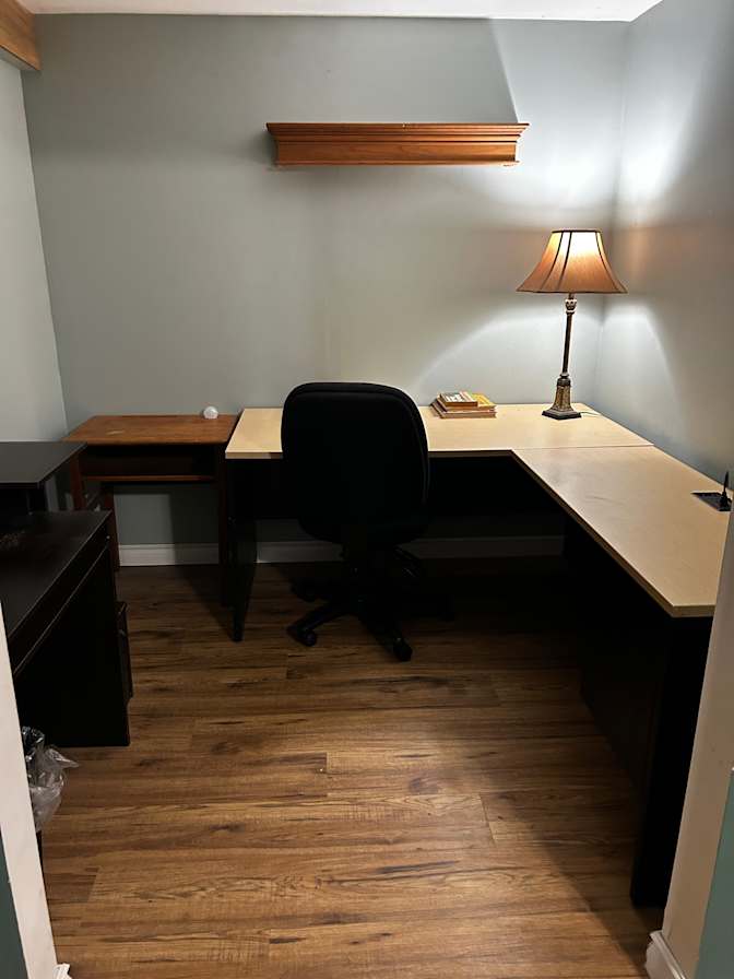 Room for rent's room