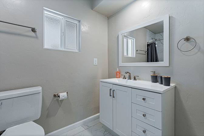 Ventures Rentals's room