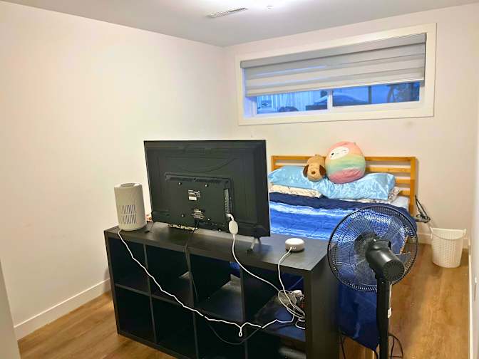 Temi's room