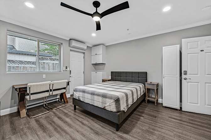 Steve's room