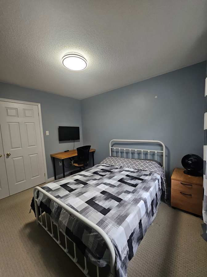 Clarizz's room