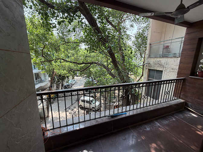 Somya's room