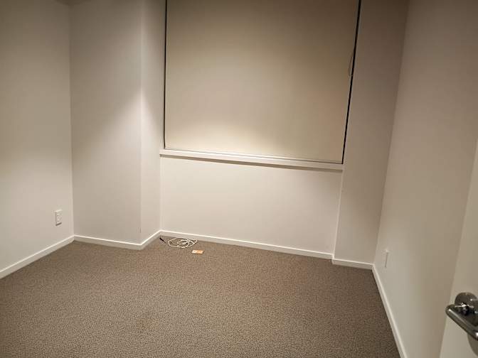 Bakar hn's room