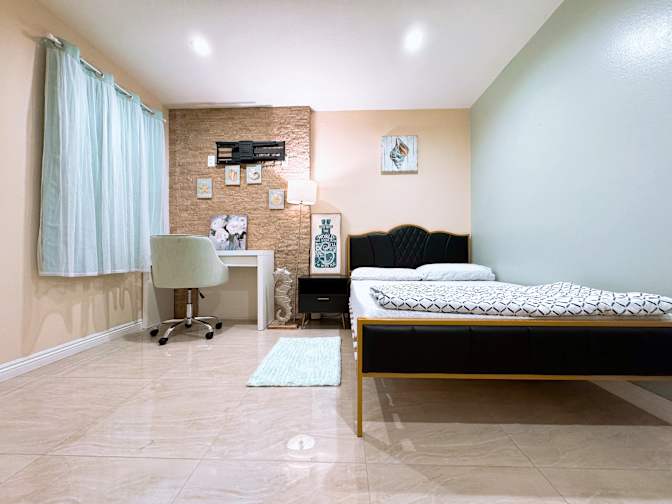 Rose Sun's room