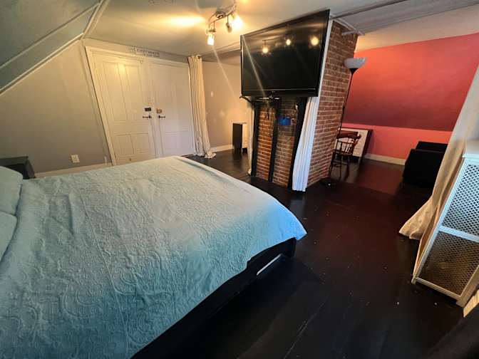 Krystal's room