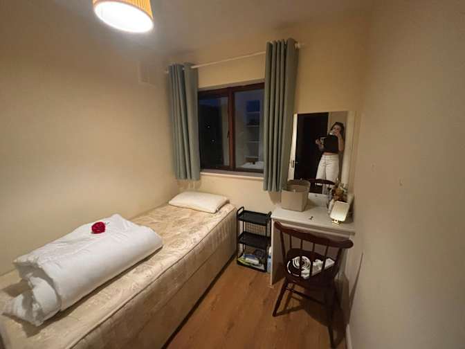 Alma's room