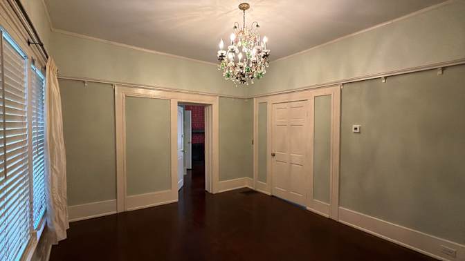 Reynaldo's room