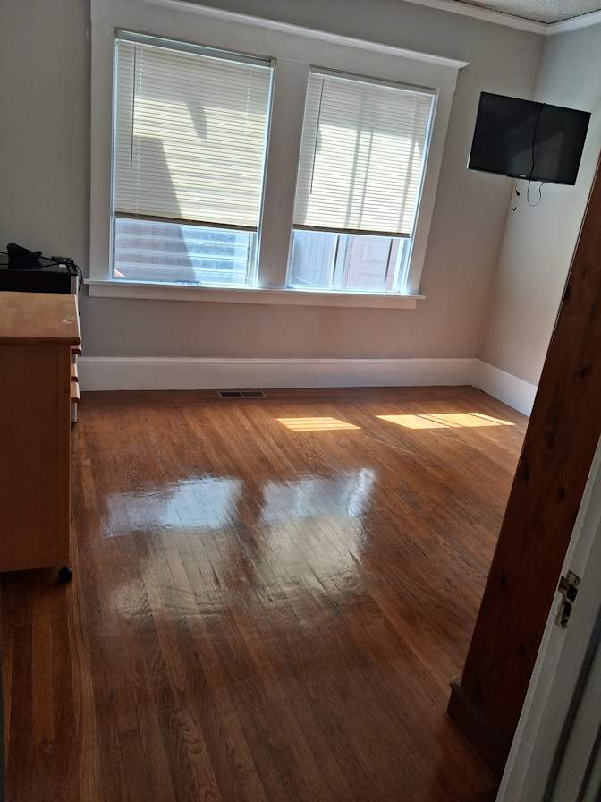 Miguel A Rodriguez's room