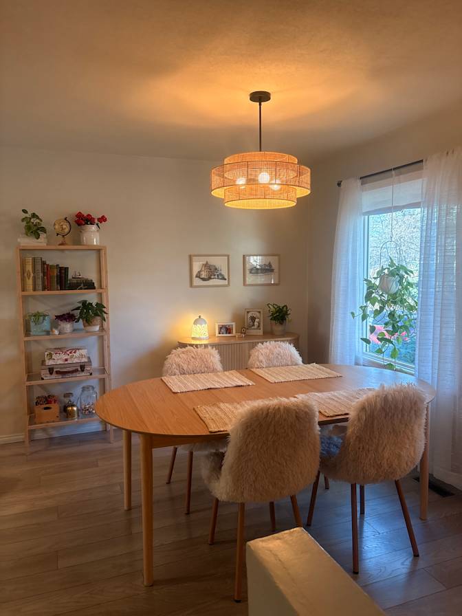 Tina Evans's room