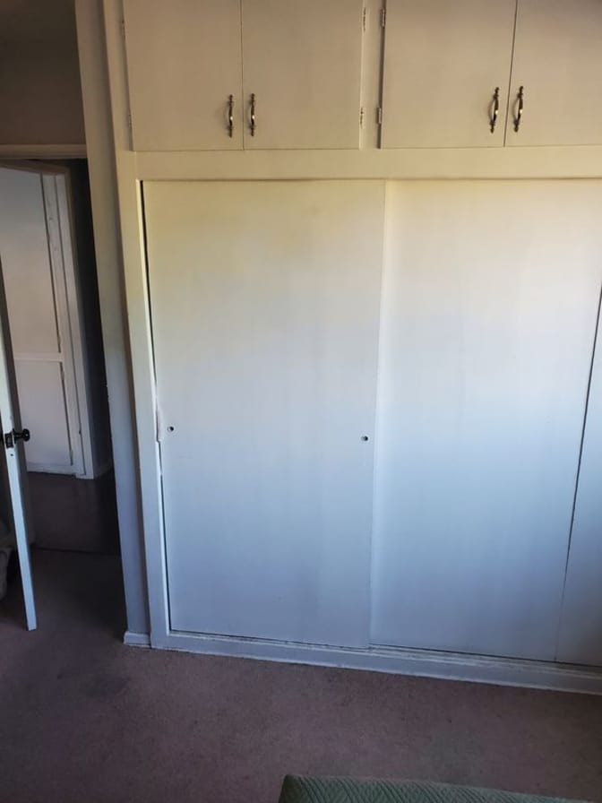 Lungile Excelent's room