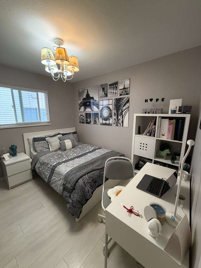 Diana's room