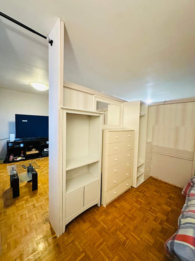 Gie Atienza's room