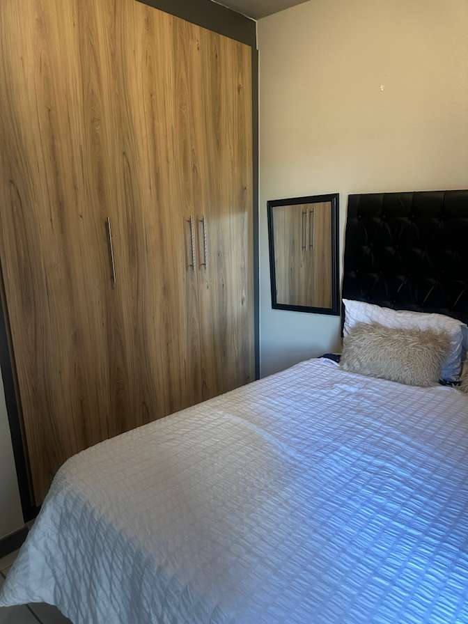 Rudzani's room