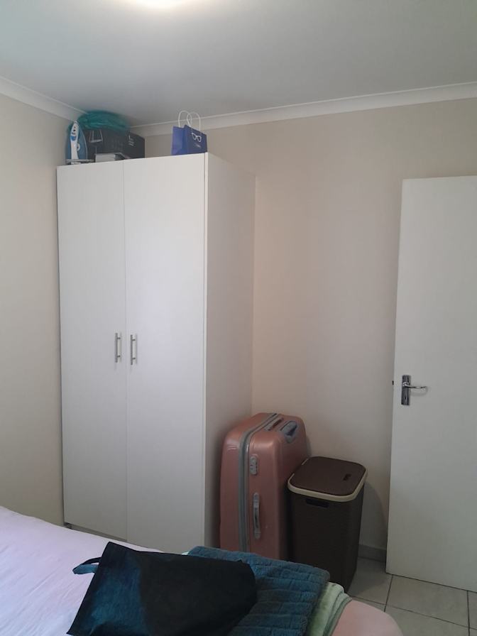 Xoli's room