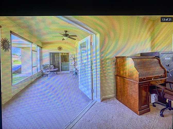 Carlos's room
