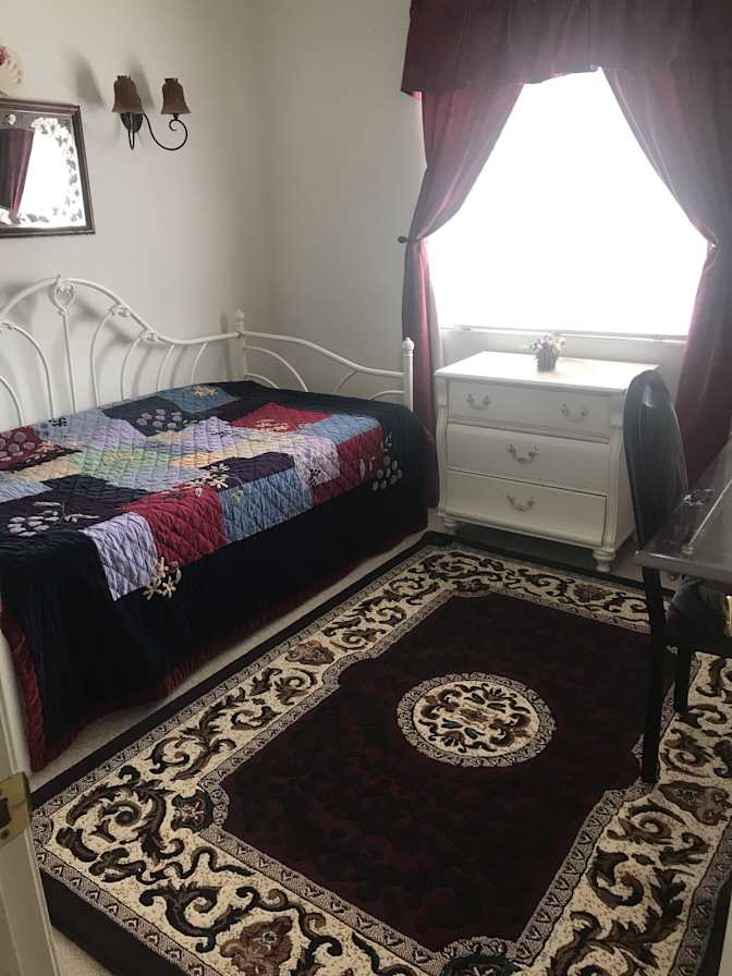 Jeni's room