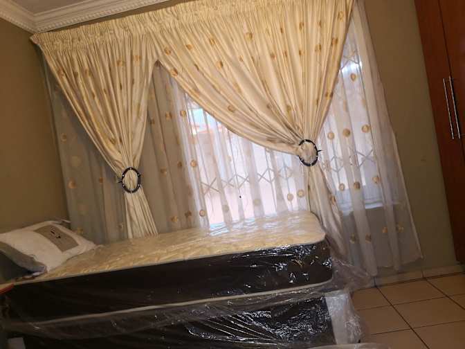 Boldwin Lebepe's room