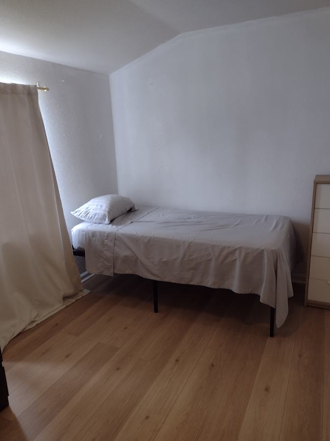 Miyn Inc's room