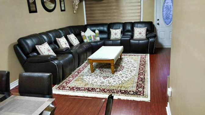 Sandeep Sawhney's room
