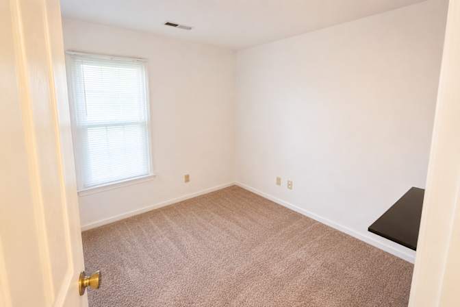 Alex Zegarra's room