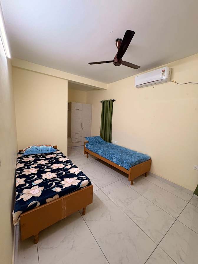 Uma Purushotham's room
