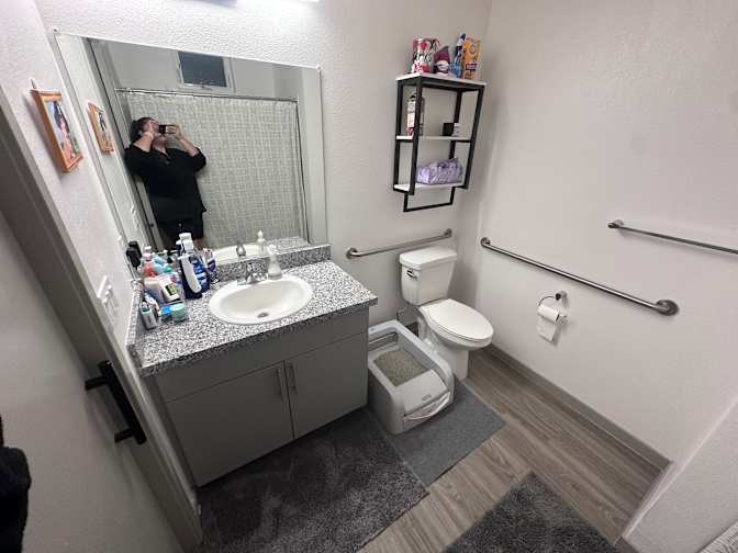 Jasmine Lee Junior's room