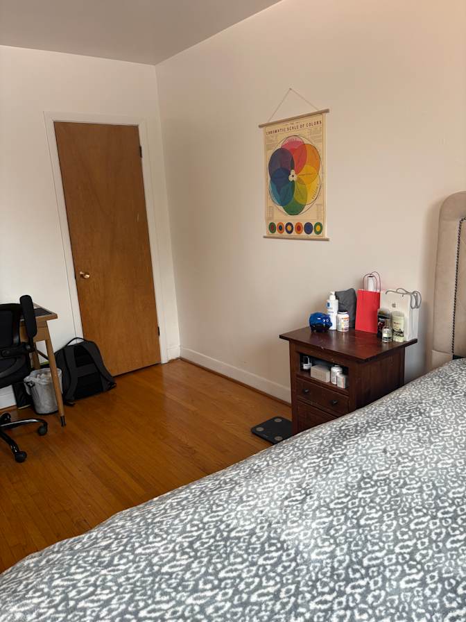 Lawrence Avenue West - Photo 3