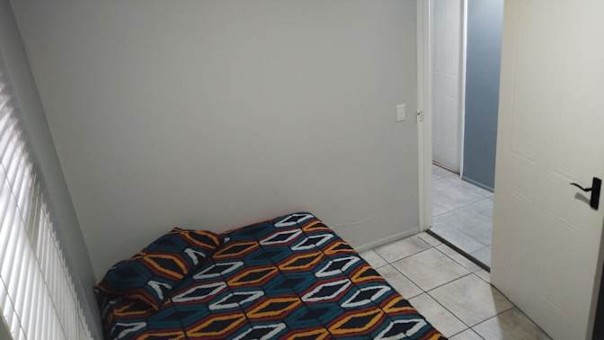 Donovan's room