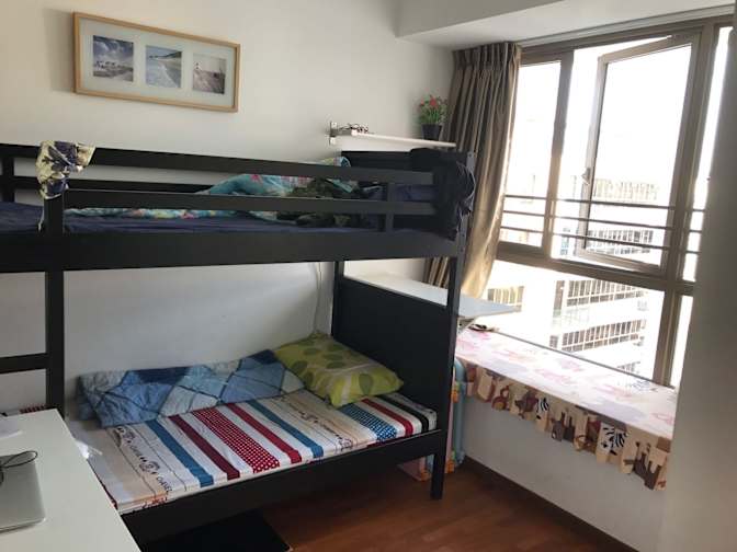 CAIHUA YANG's room