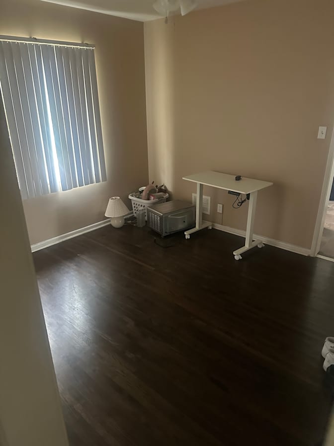 Dominique's room