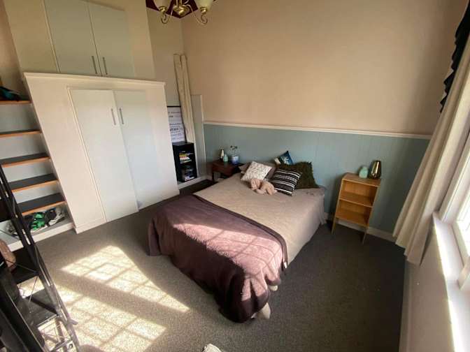 Emma's room
