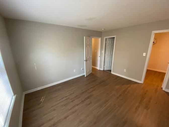 Alcove Rooms's room