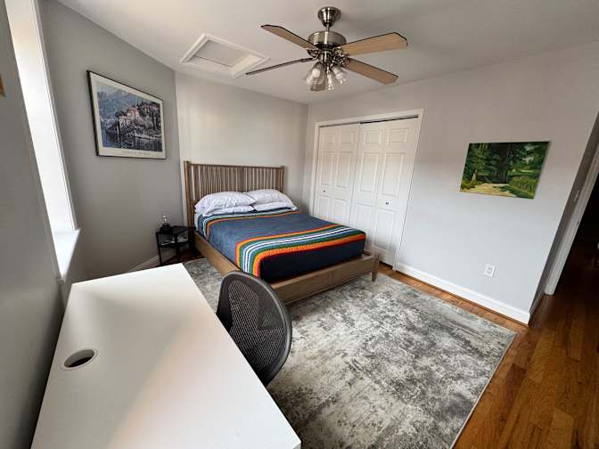 Kyro's room