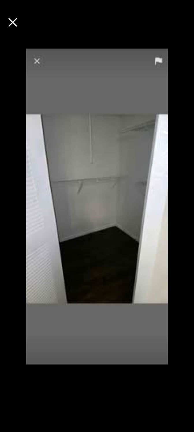 ERIC D LEWIS's room