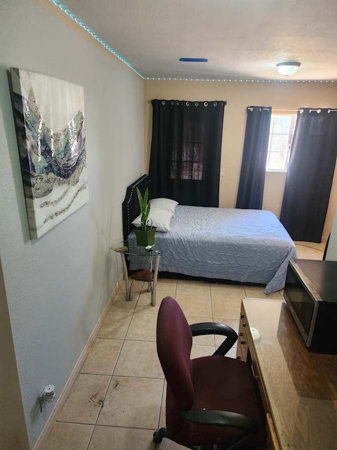Clemen's room
