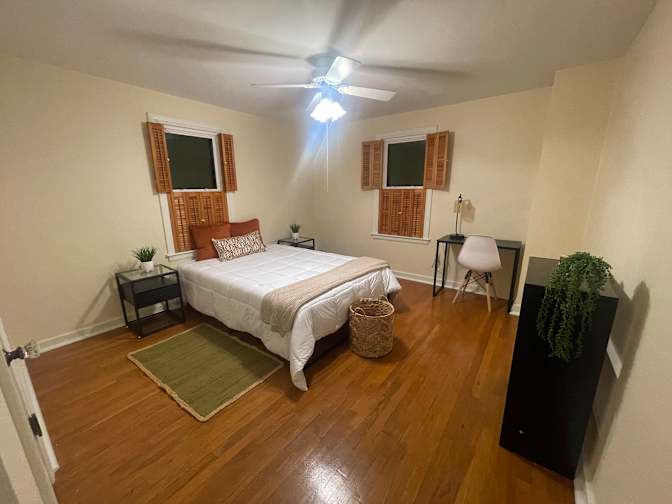 Lotus Consulting and Management LLC's room