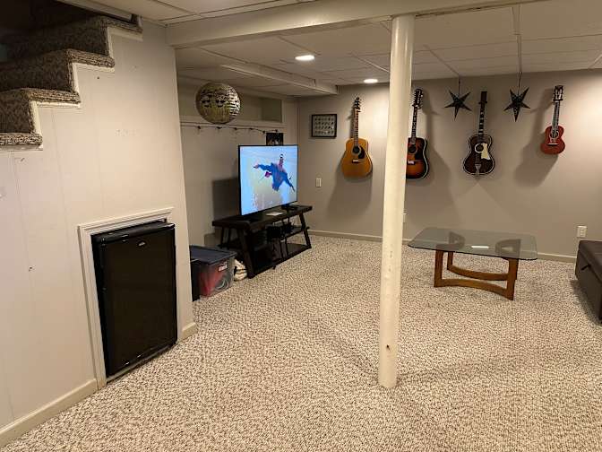 Ron's room