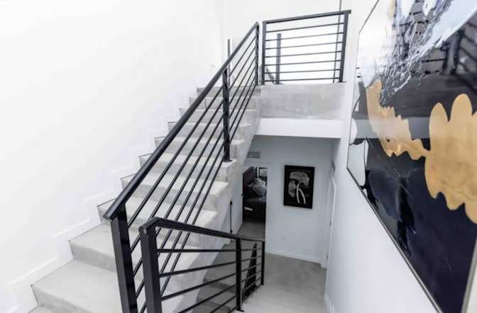 Lesmar's room