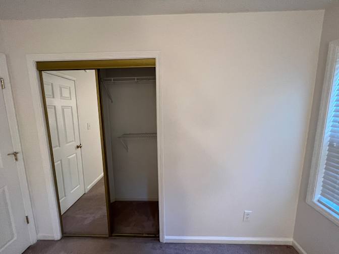 Alcove Rooms's room