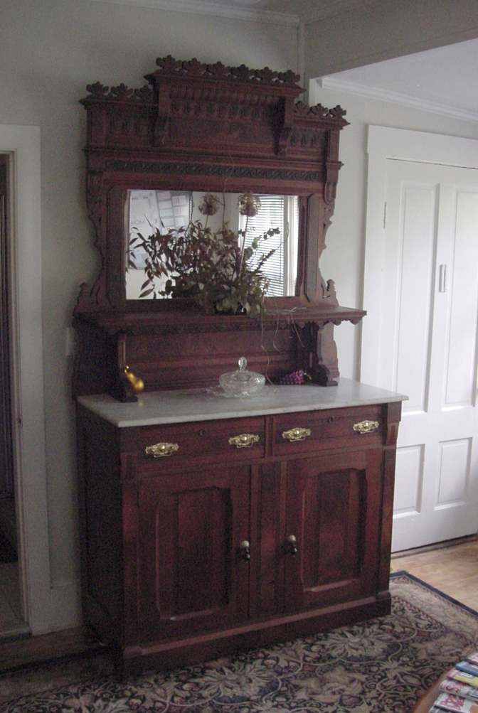 PETER G BERG's room