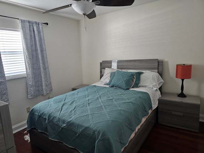 jose's room