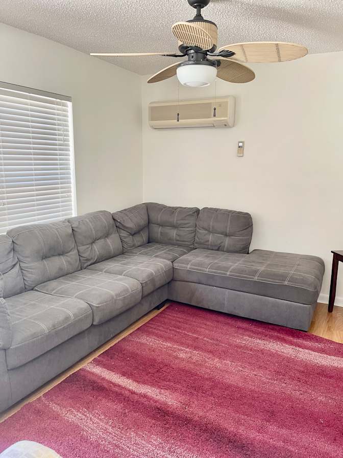 Emna zahmoul's room