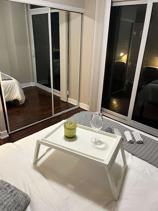 Housingfouryou's room