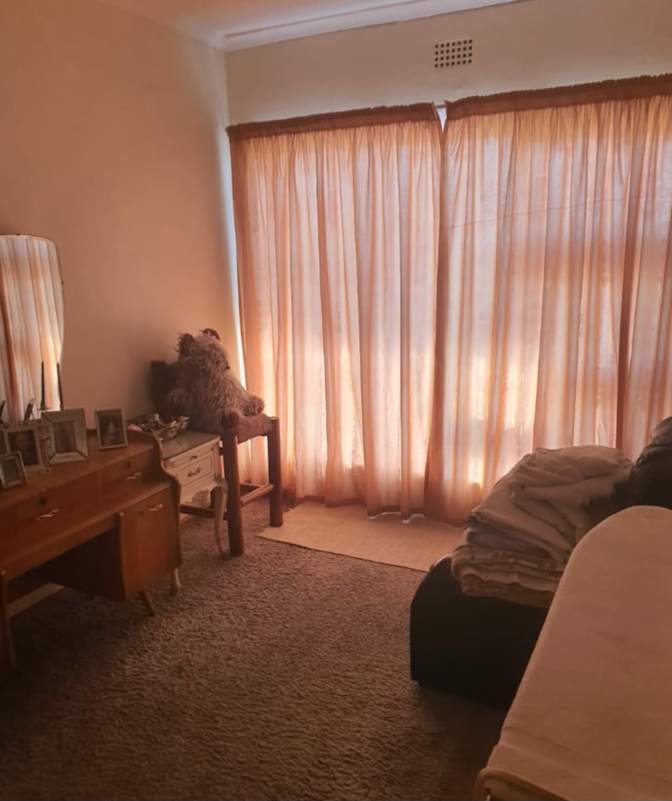 Rene's room