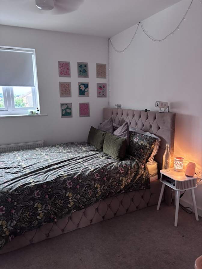 Hamza Ali's room
