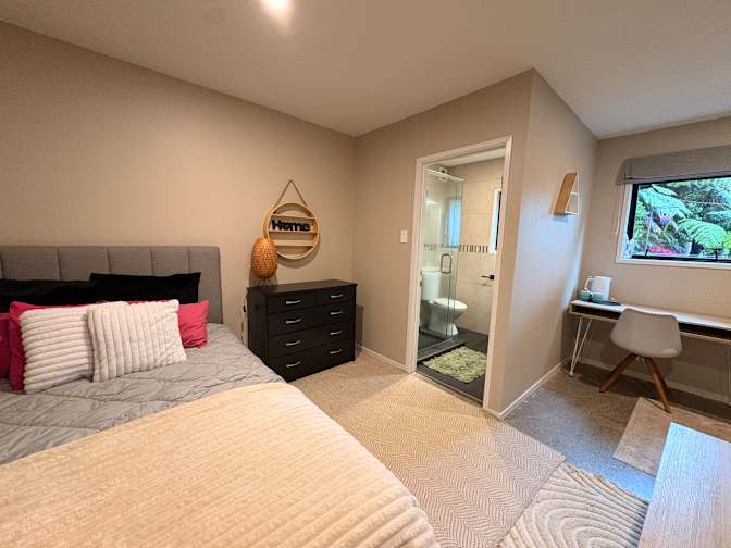 Kate's room