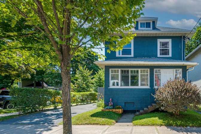 Athena Herrmann's room